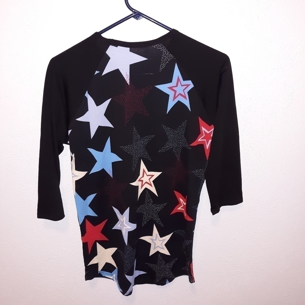 🌟 Lularoe Randy star t-shirt size small
